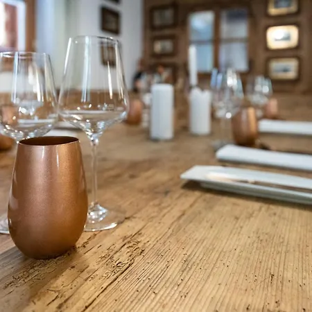 Forsthaus Wartenfels & Gourmetrestaurant 3*