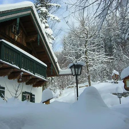 여관 Forsthaus Wartenfels & Gourmetrestaurant 3*