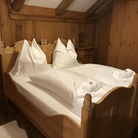 Forsthaus Wartenfels & Gourmetrestaurant 여관